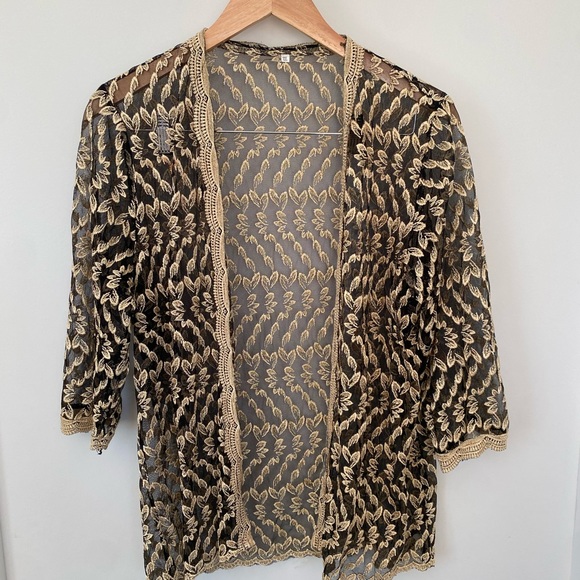 Sheer cover-up - Picture 3 of 5